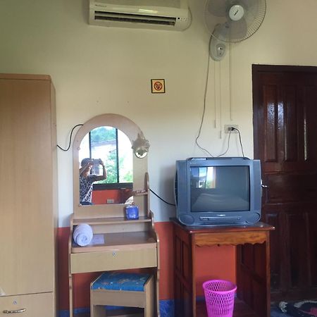 Oudomphone Guesthouse 2 Ban Houayxay Buitenkant foto