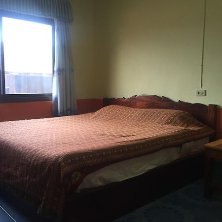 Oudomphone Guesthouse 2 Ban Houayxay Buitenkant foto