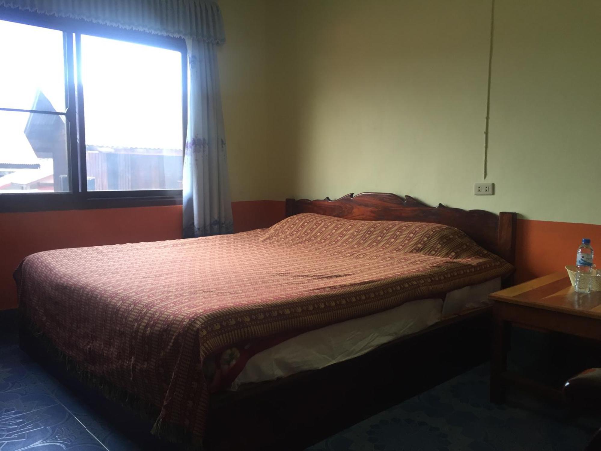 Oudomphone Guesthouse 2 Ban Houayxay Buitenkant foto