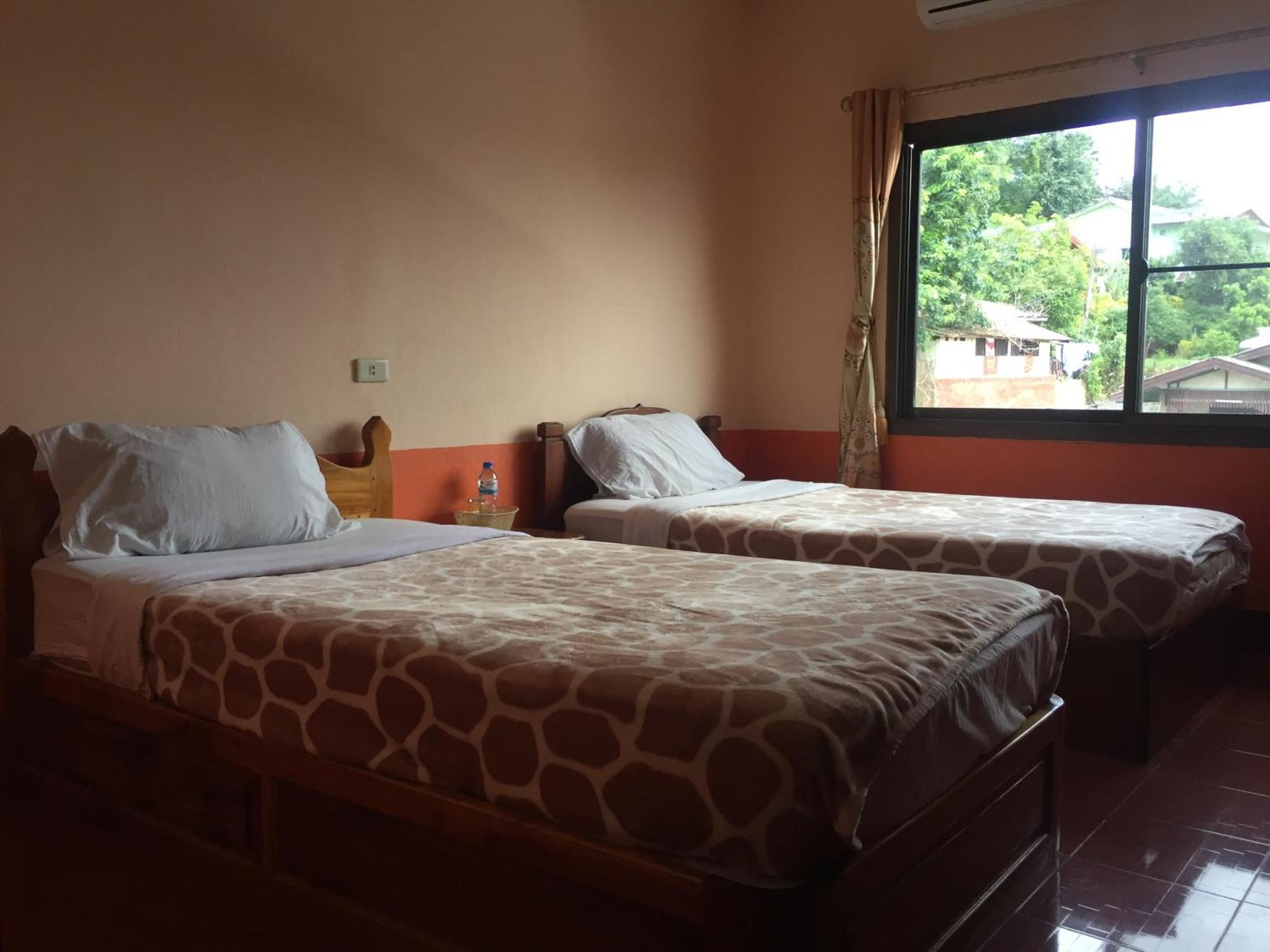 Oudomphone Guesthouse 2 Ban Houayxay Buitenkant foto